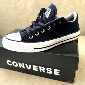 Converse Ctas Madison OX sneakers. US size 7.